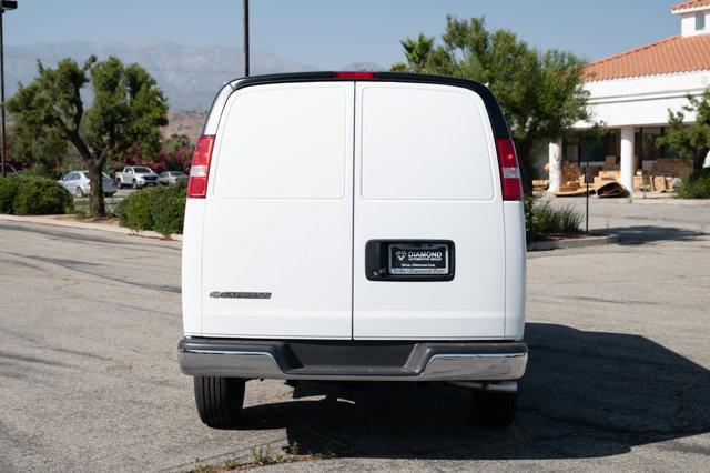 new 2024 Chevrolet Express 2500 car