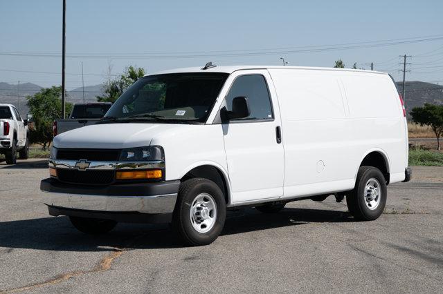 new 2024 Chevrolet Express 2500 car
