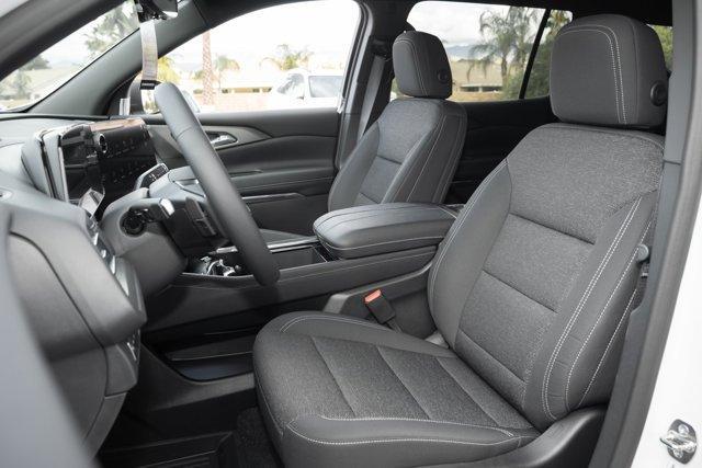 new 2026 Chevrolet Traverse car, priced at $40,800