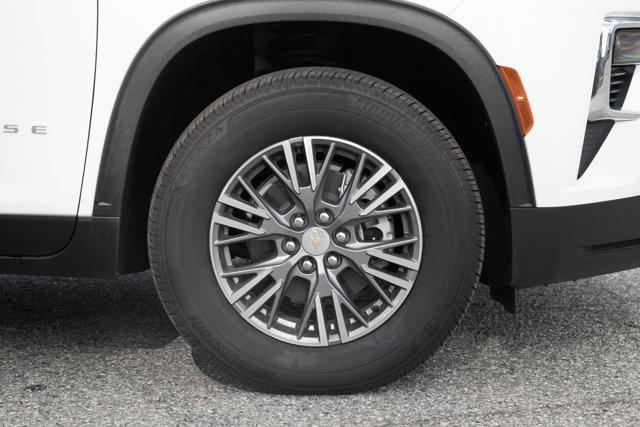new 2026 Chevrolet Traverse car, priced at $40,800