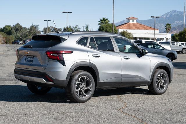 new 2025 Chevrolet Trax car, priced at $23,334