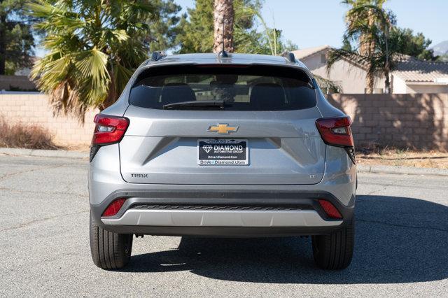 new 2025 Chevrolet Trax car, priced at $23,334