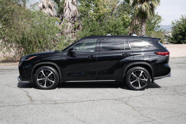 used 2021 Toyota Highlander car, priced at $34,988