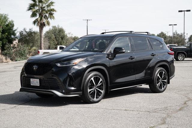 used 2021 Toyota Highlander car, priced at $34,988