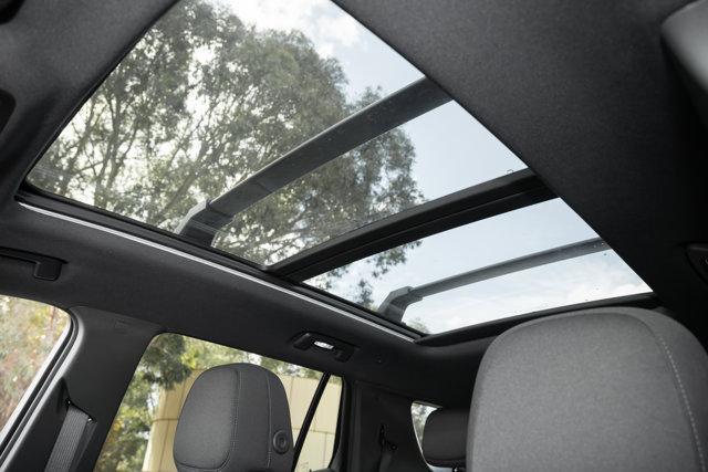 new 2026 Chevrolet Equinox car, priced at $35,860