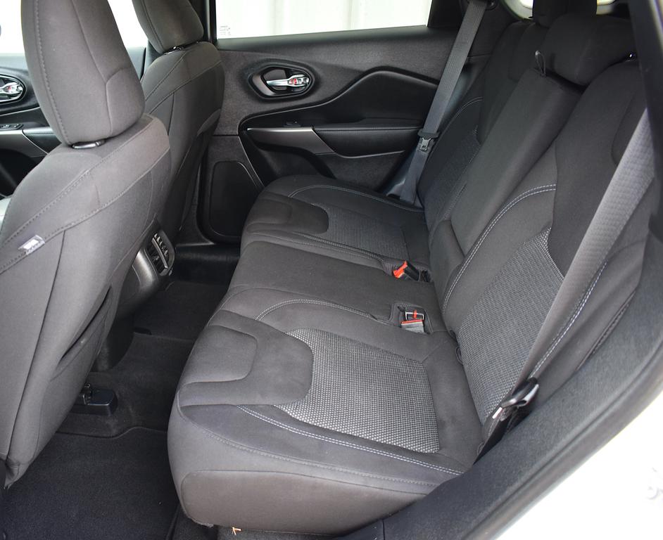 used 2021 Jeep Cherokee car, priced at $13,995