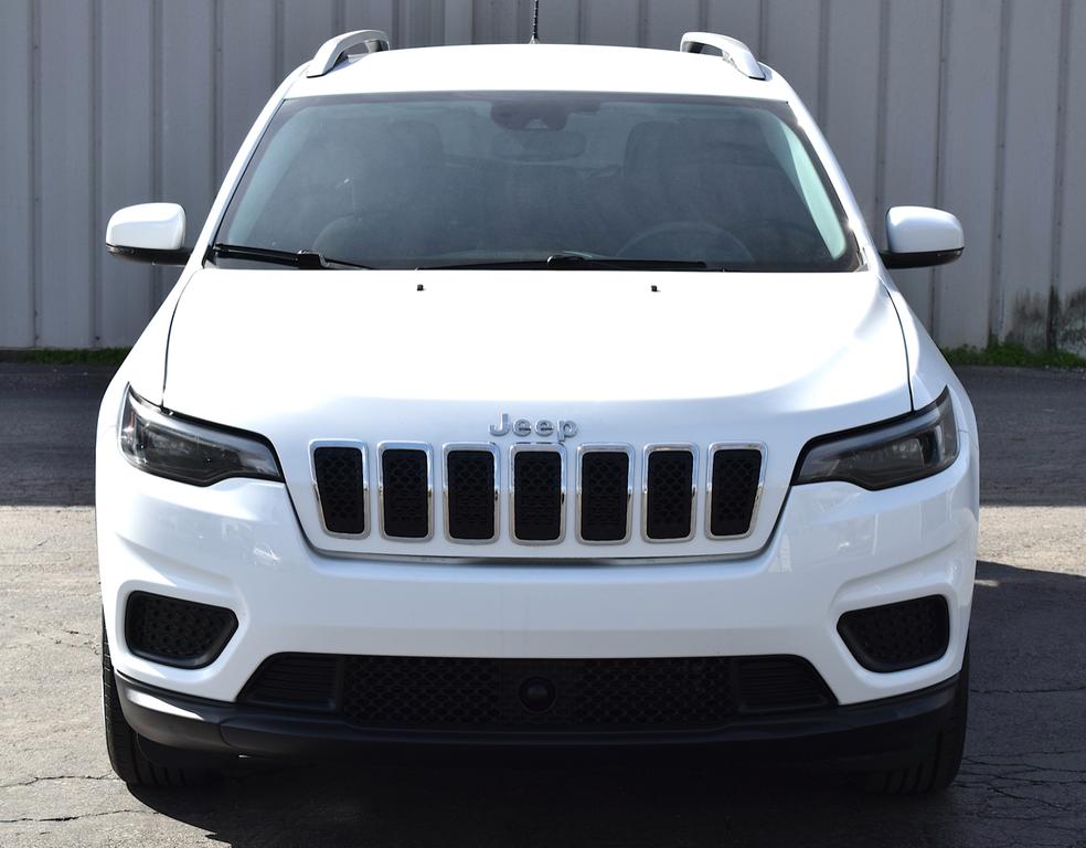 used 2021 Jeep Cherokee car, priced at $13,995