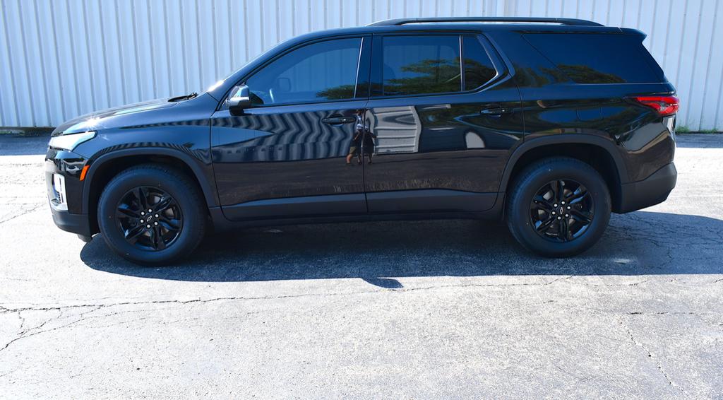 used 2022 Chevrolet Traverse car, priced at $24,995