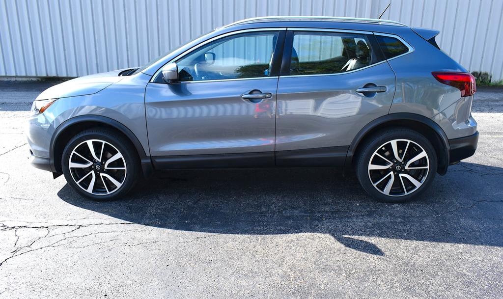 used 2017 Nissan Rogue Sport car, priced at $14,995