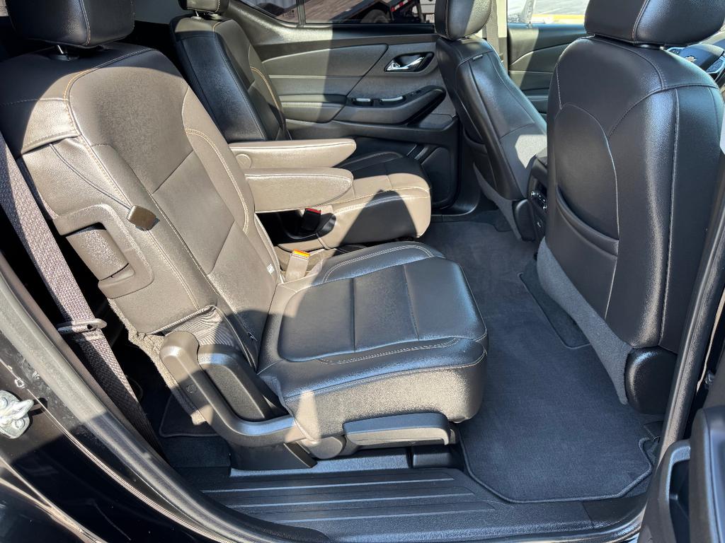 used 2021 Chevrolet Traverse car, priced at $18,995