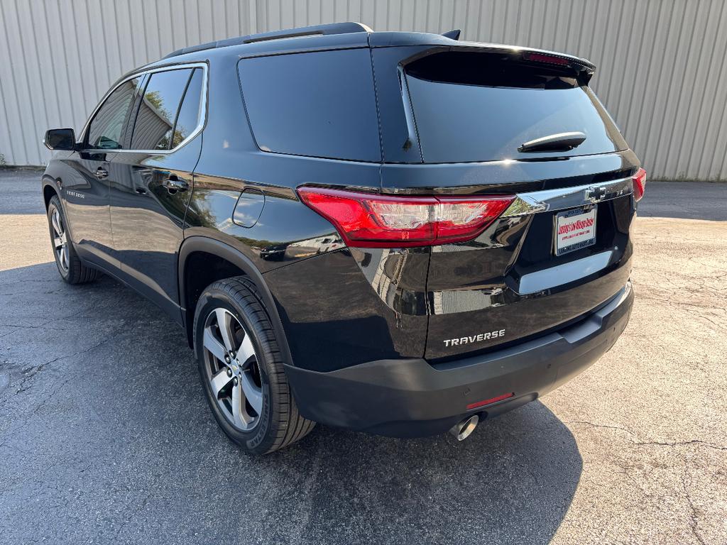 used 2021 Chevrolet Traverse car, priced at $18,995