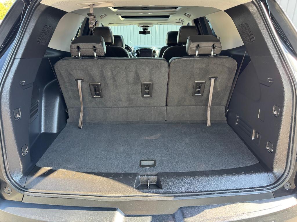 used 2021 Chevrolet Traverse car, priced at $18,995