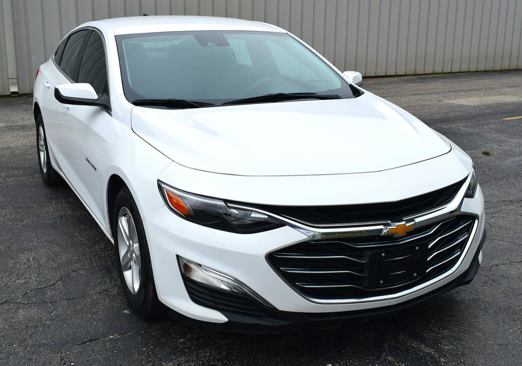 used 2024 Chevrolet Malibu car, priced at $15,995