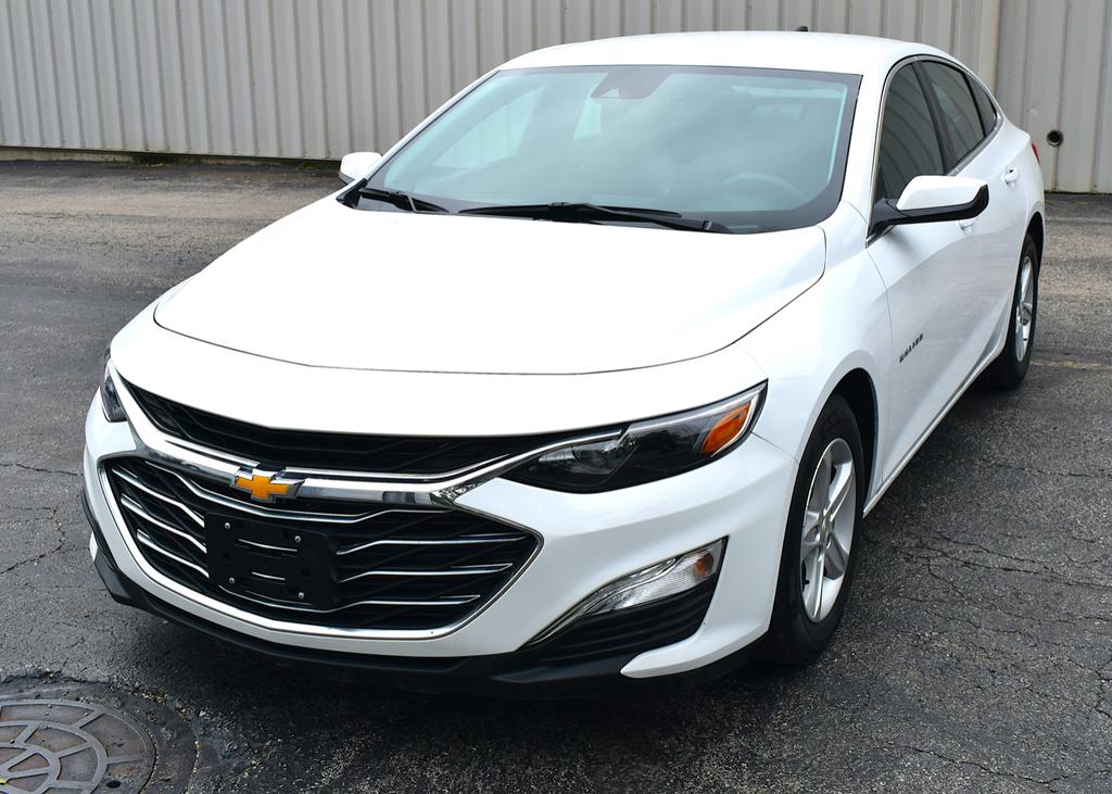 used 2024 Chevrolet Malibu car, priced at $15,995