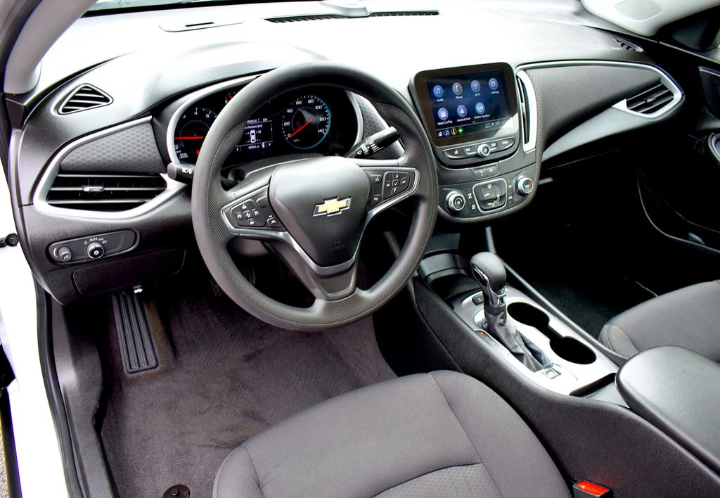 used 2024 Chevrolet Malibu car, priced at $15,995