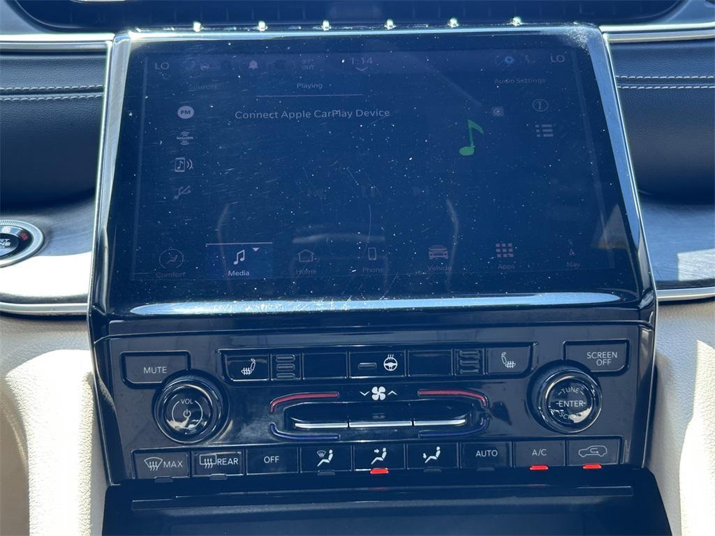 used 2024 Jeep Grand Cherokee car, priced at $34,991