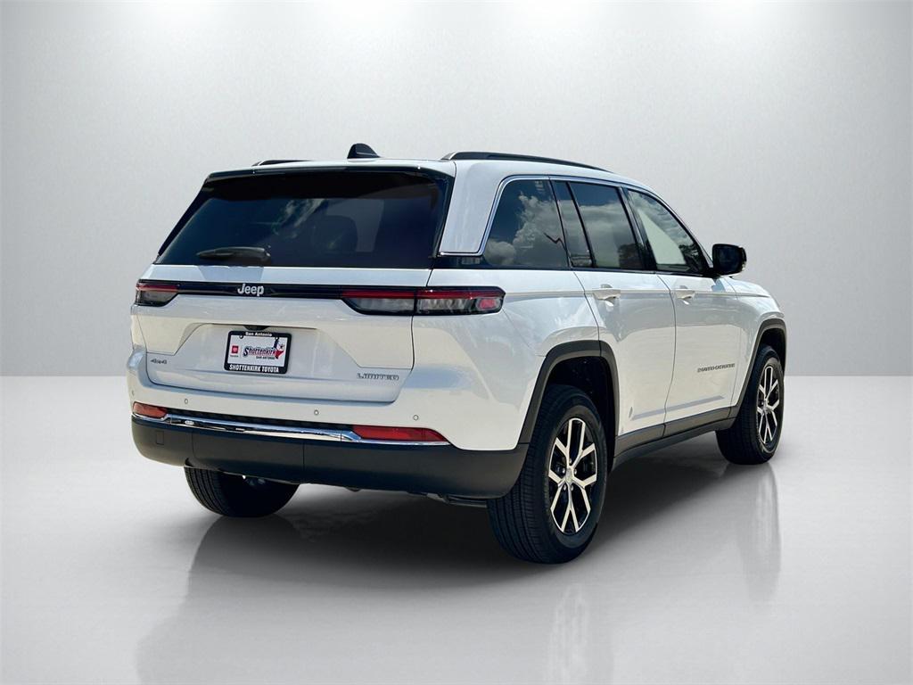 used 2024 Jeep Grand Cherokee car, priced at $34,991
