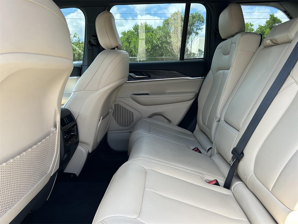 used 2024 Jeep Grand Cherokee car, priced at $34,991