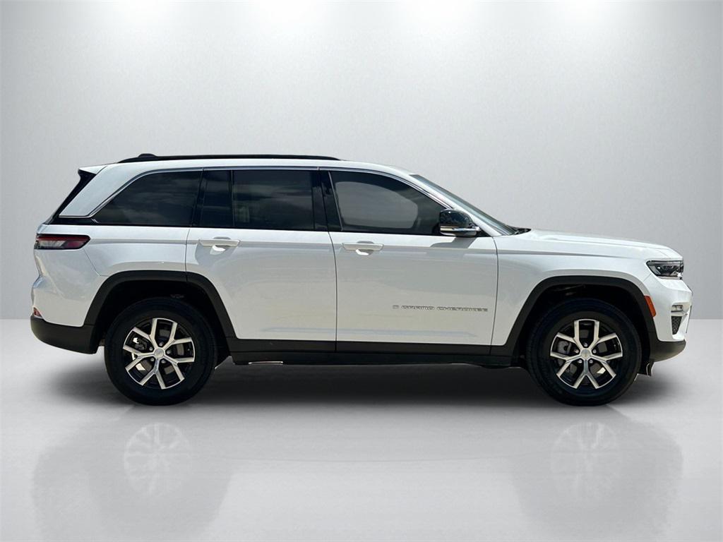 used 2024 Jeep Grand Cherokee car, priced at $34,991