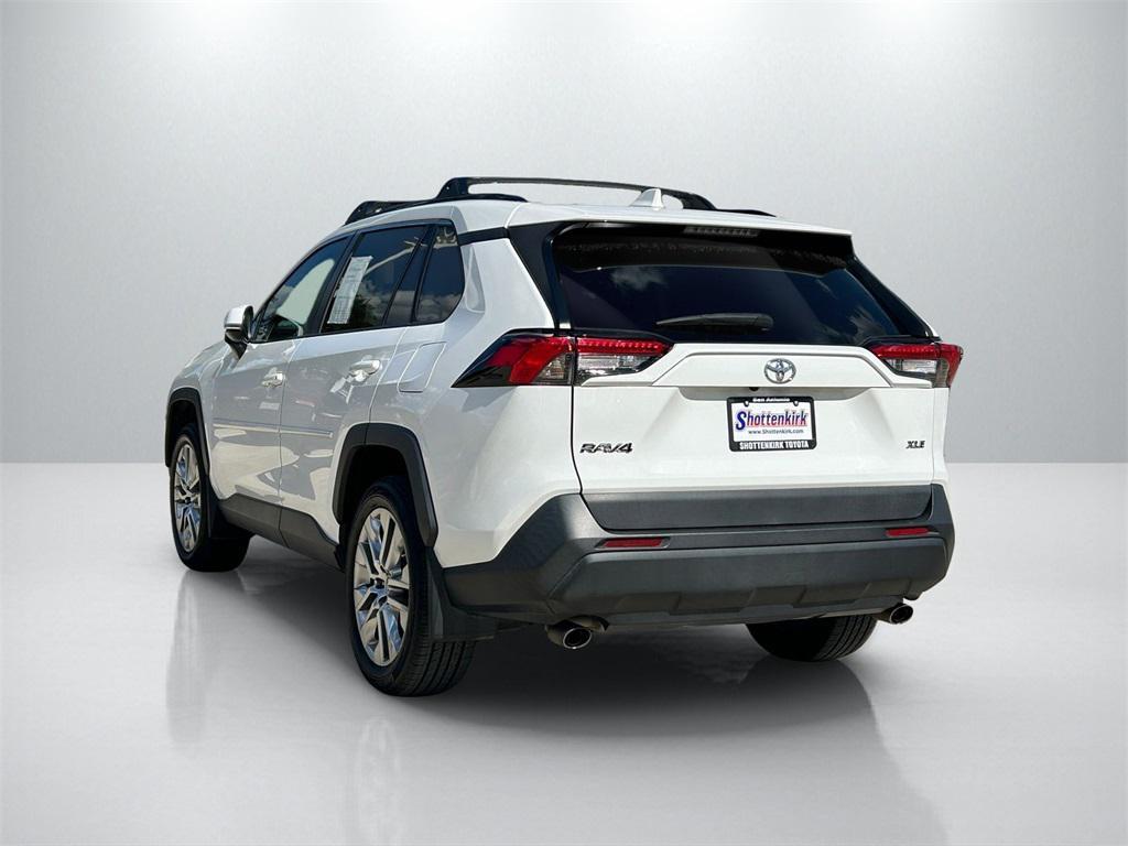 used 2020 Toyota RAV4 car, priced at $25,274