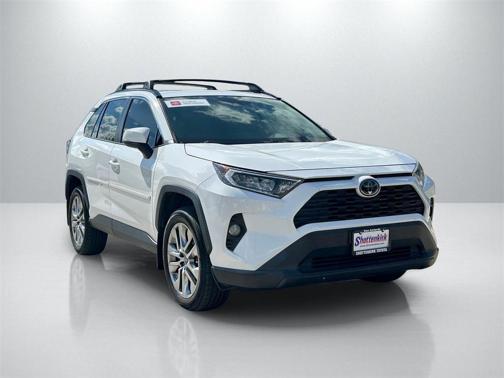 used 2020 Toyota RAV4 car, priced at $25,274