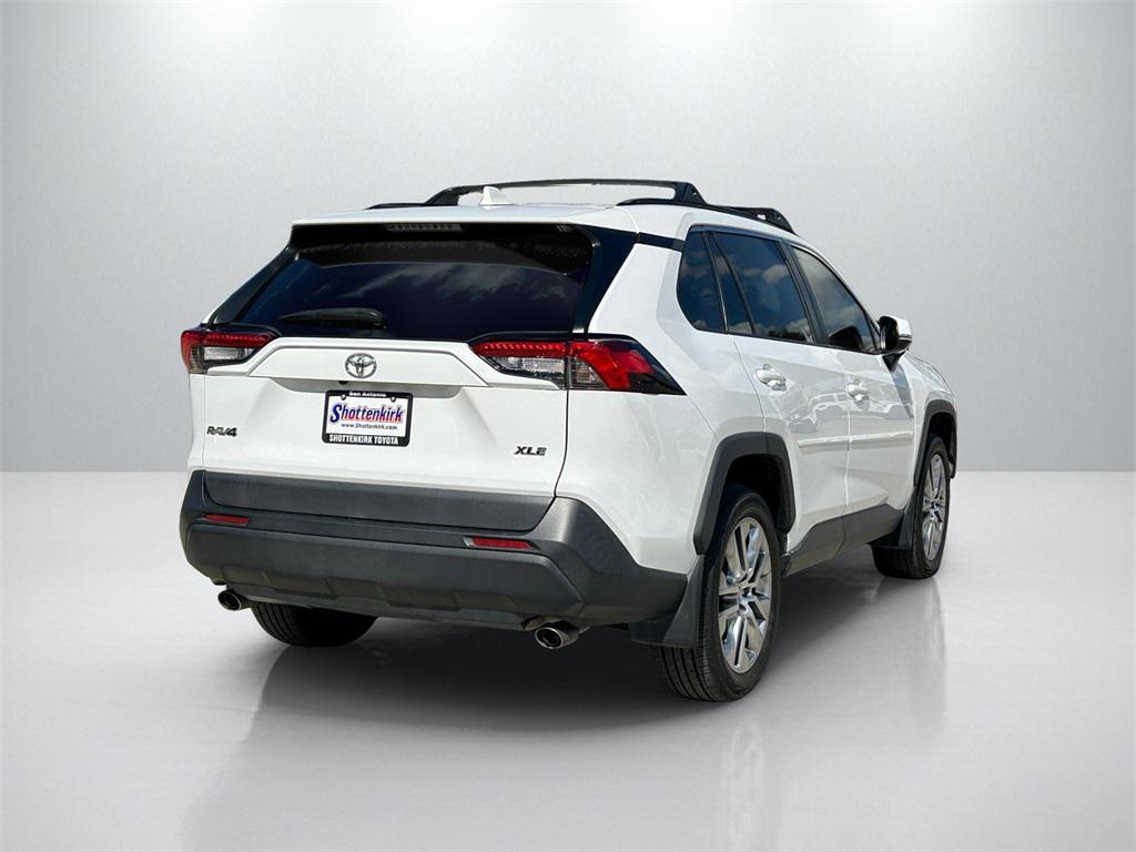 used 2020 Toyota RAV4 car, priced at $25,274