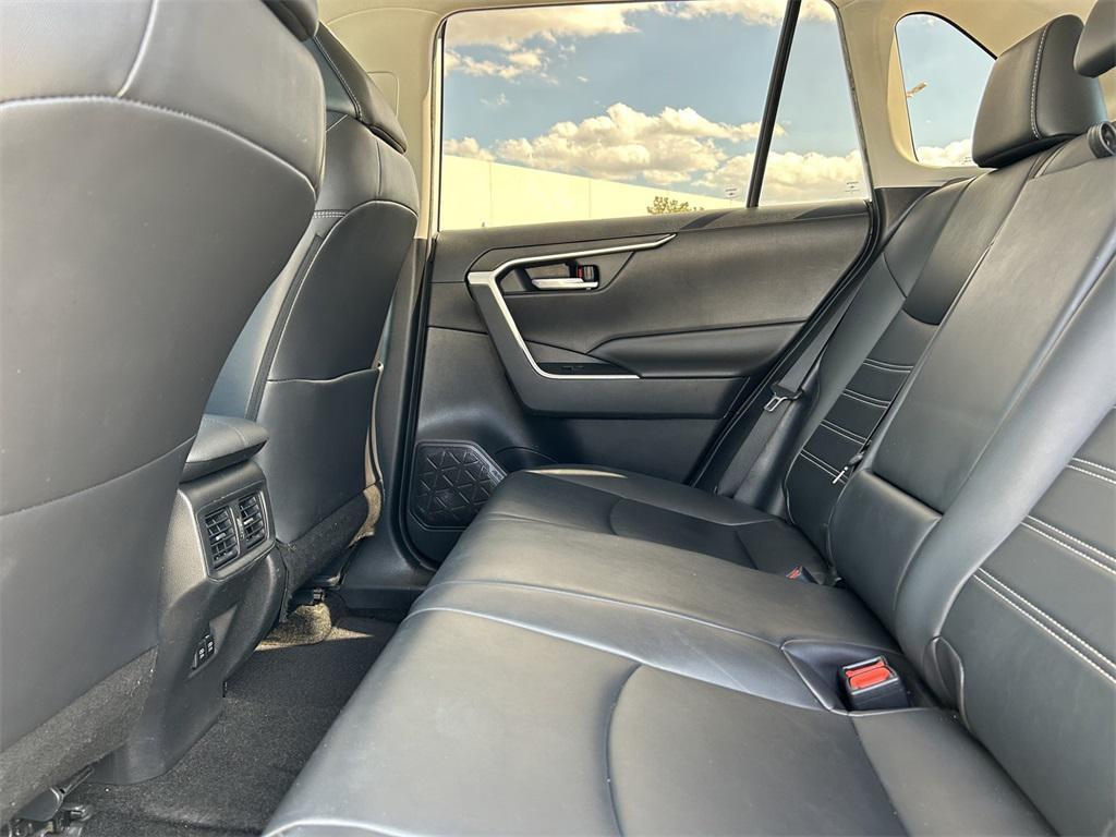 used 2020 Toyota RAV4 car, priced at $25,274