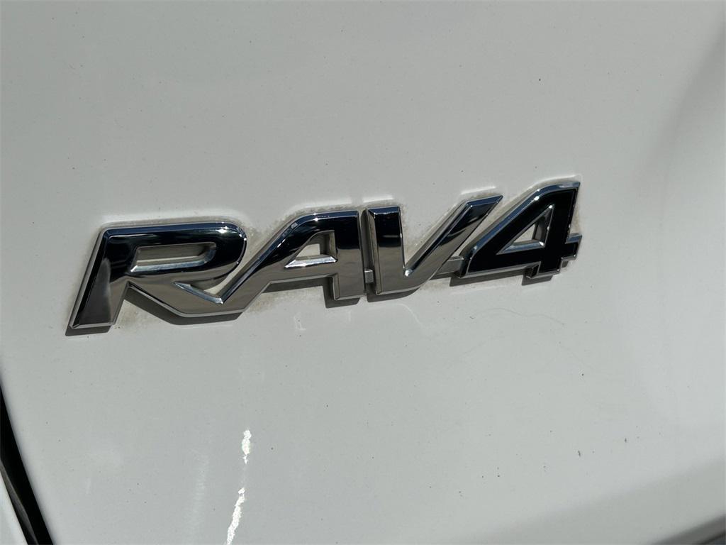 used 2020 Toyota RAV4 car, priced at $25,274