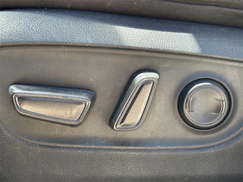 used 2021 Toyota RAV4 car, priced at $23,003