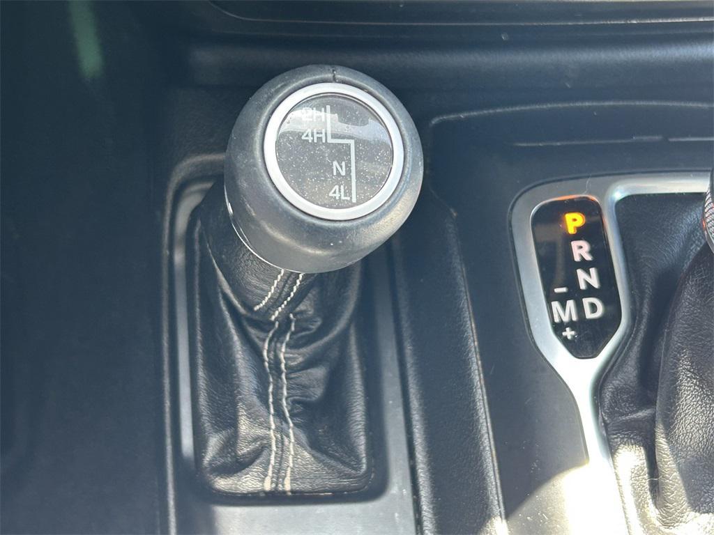 used 2020 Jeep Gladiator car, priced at $28,442