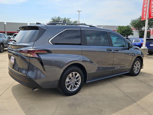 used 2025 Toyota Sienna car, priced at $45,009