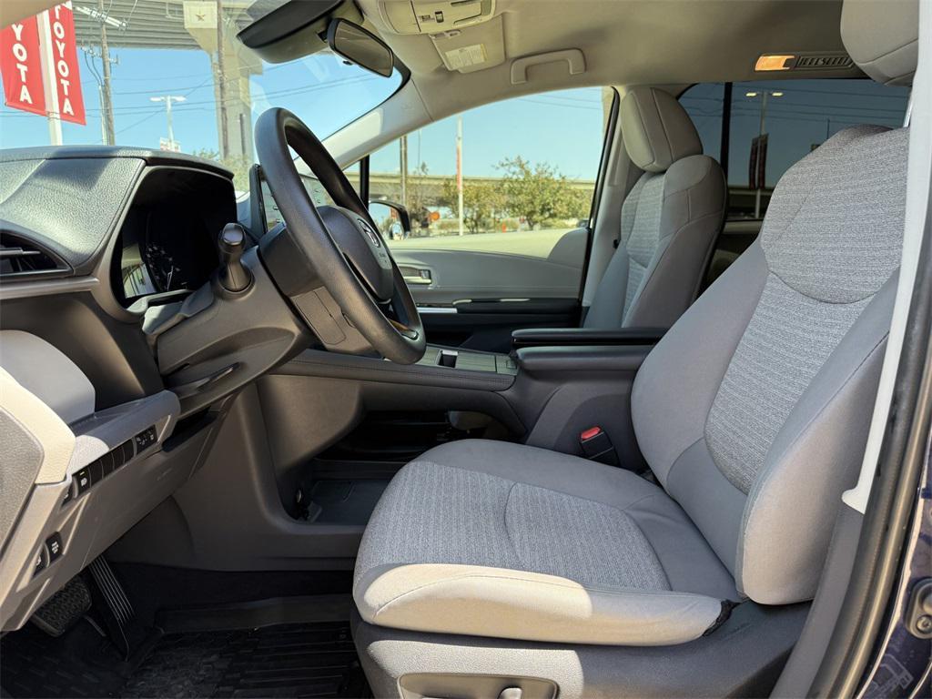 used 2022 Toyota Sienna car, priced at $33,982