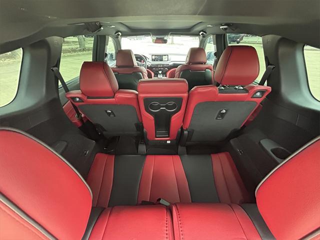 used 2022 Acura MDX car, priced at $40,891