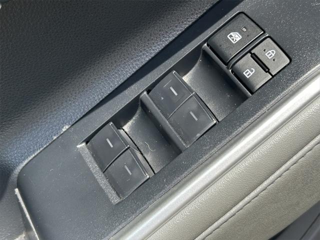 used 2023 Toyota Highlander car, priced at $34,192