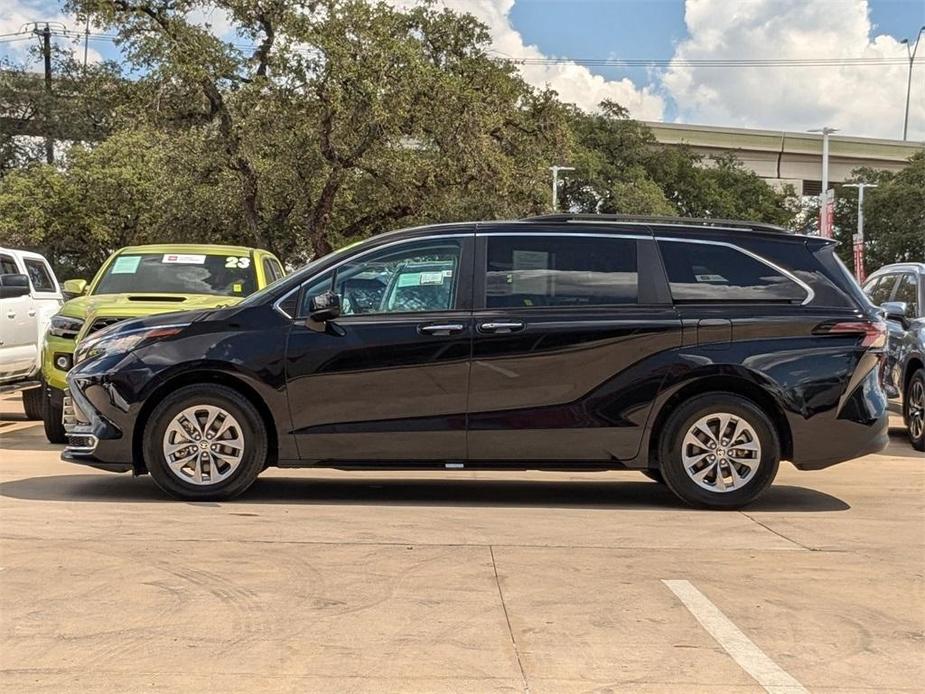 used 2023 Toyota Sienna car, priced at $46,997