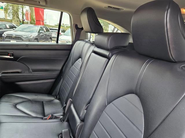 used 2023 Toyota Highlander car, priced at $38,868