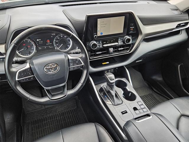 used 2023 Toyota Highlander car, priced at $38,868