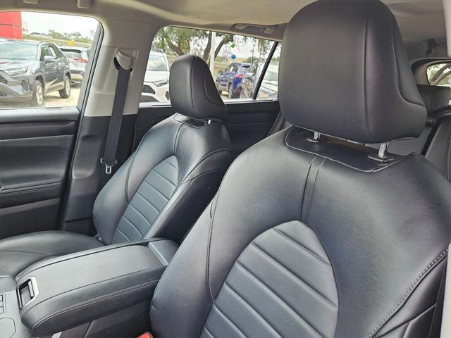used 2023 Toyota Highlander car, priced at $38,868