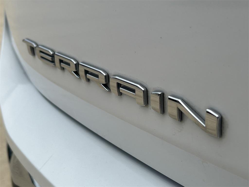 used 2024 GMC Terrain car, priced at $25,774