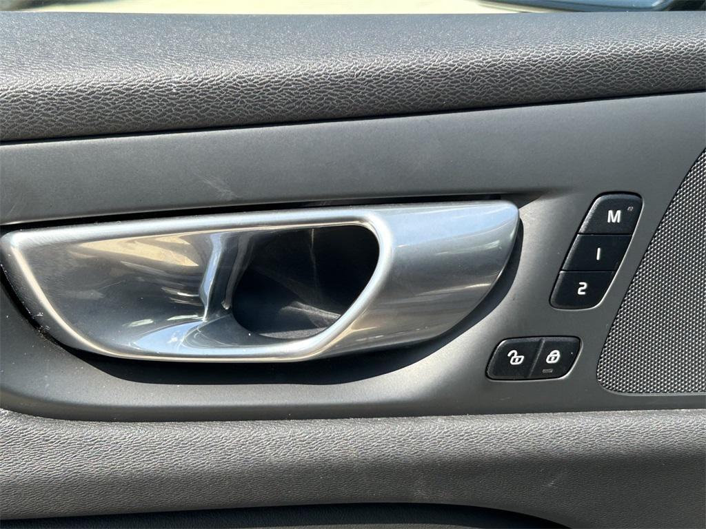 used 2024 Volvo S60 car, priced at $24,991