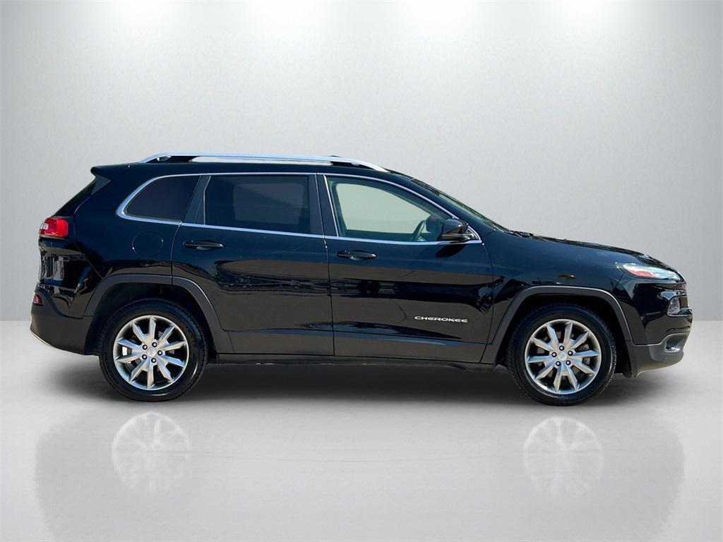 used 2018 Jeep Cherokee car, priced at $13,991