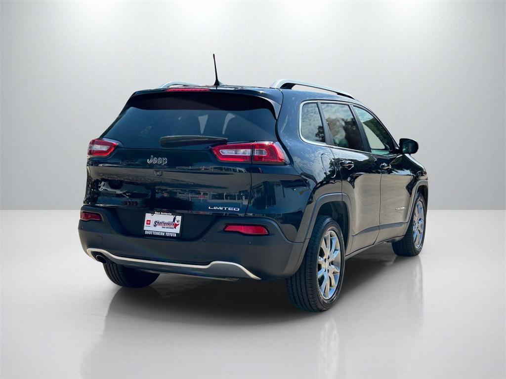 used 2018 Jeep Cherokee car, priced at $13,991