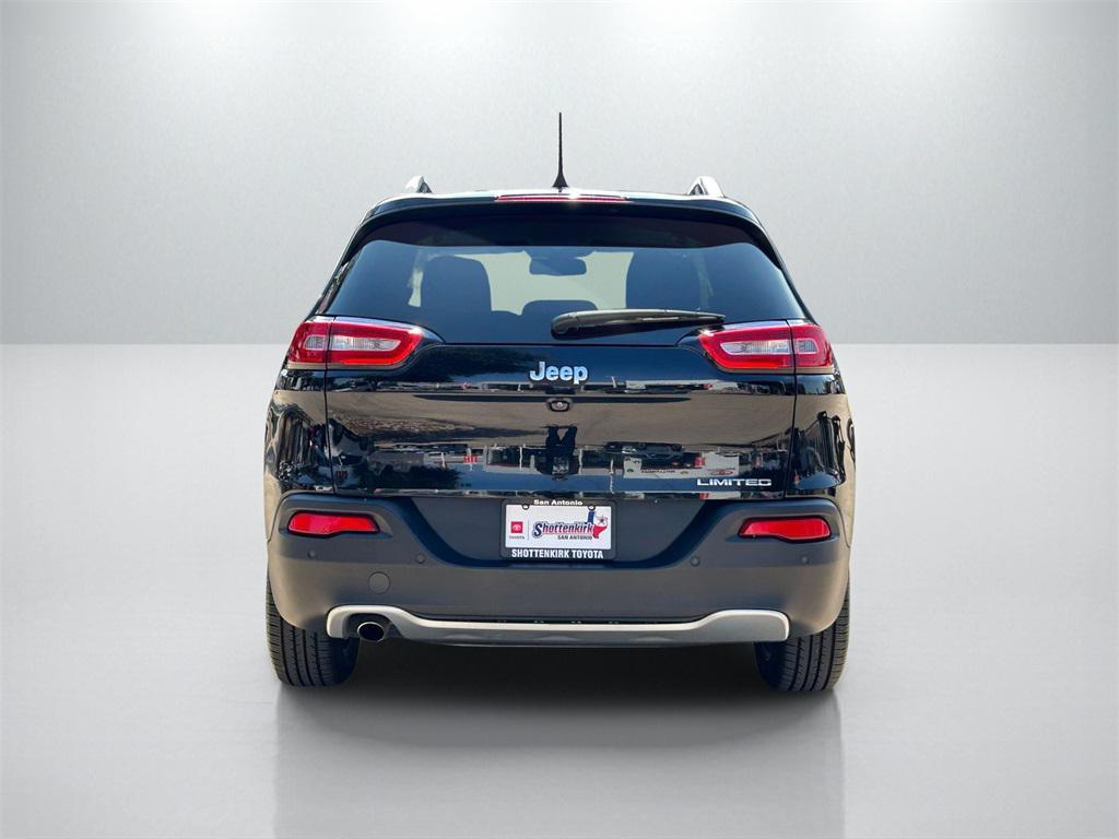 used 2018 Jeep Cherokee car, priced at $13,991