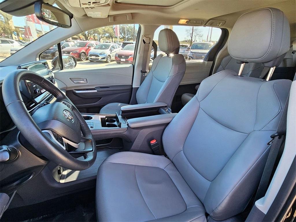 used 2023 Toyota Sienna car, priced at $42,578