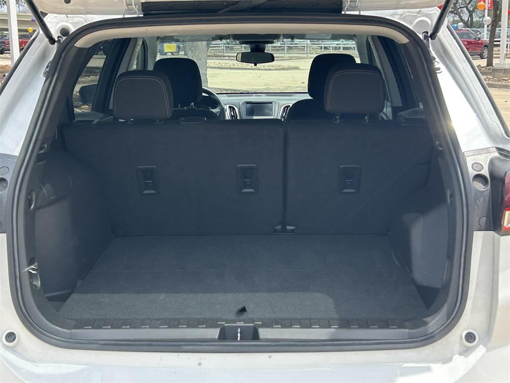 used 2024 Chevrolet Equinox car, priced at $22,744