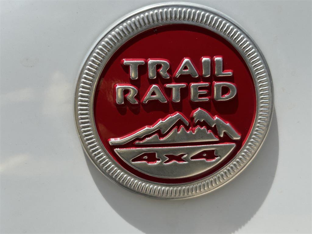 used 2022 Jeep Cherokee car, priced at $24,221