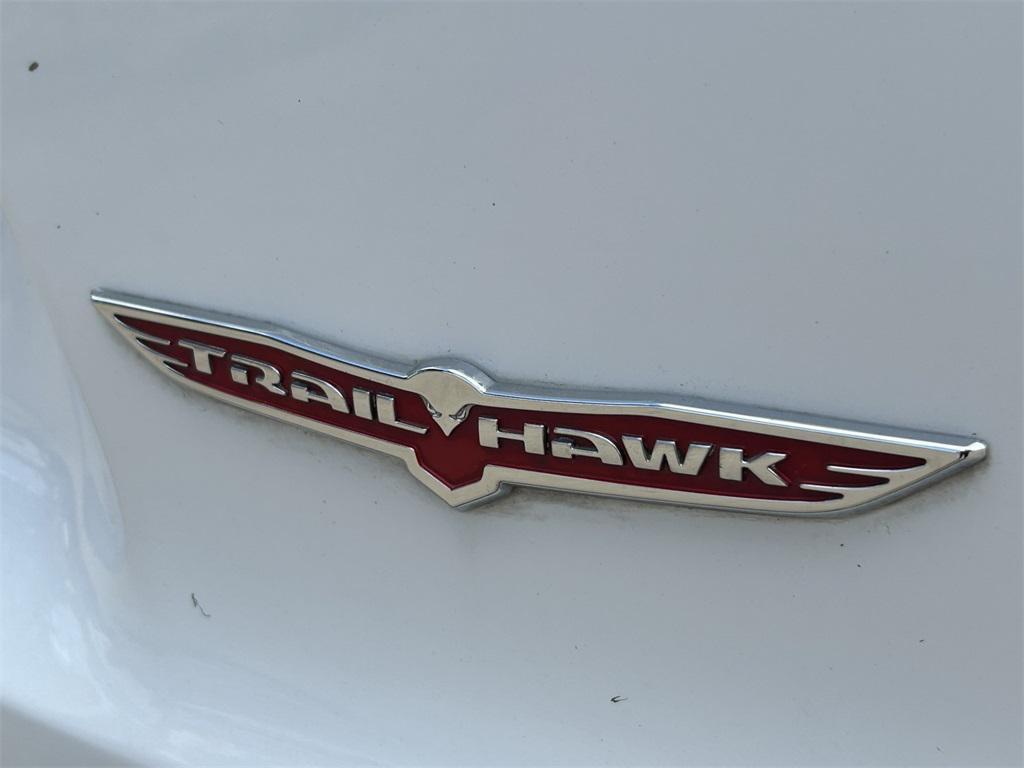 used 2022 Jeep Cherokee car, priced at $24,221