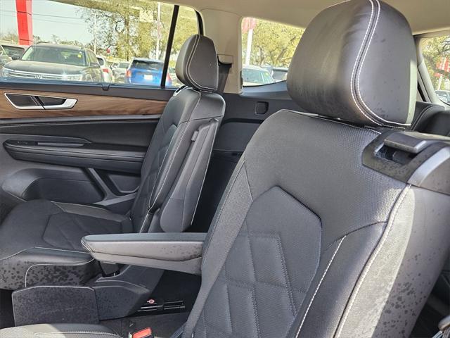 used 2024 Volkswagen Atlas car, priced at $35,444