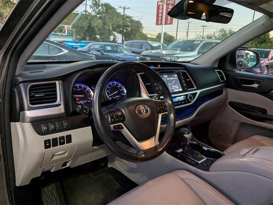 used 2018 Toyota Highlander car, priced at $23,900