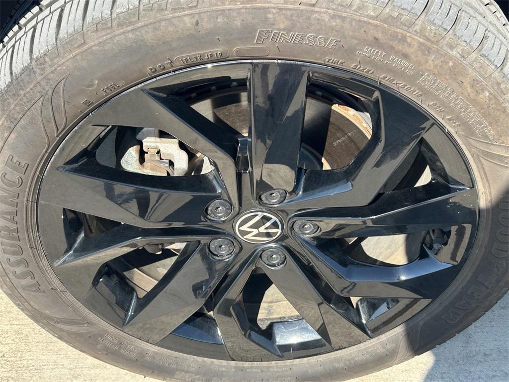 used 2024 Volkswagen Taos car, priced at $25,891